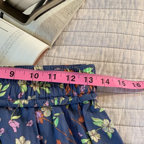 Anthropologie high waist Flowy boho floral Bermuda comfy flowy shorts XS - Picture 8 of 12